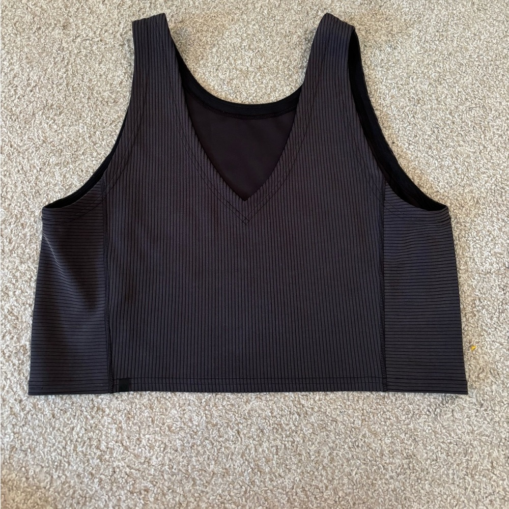 Lululemon top